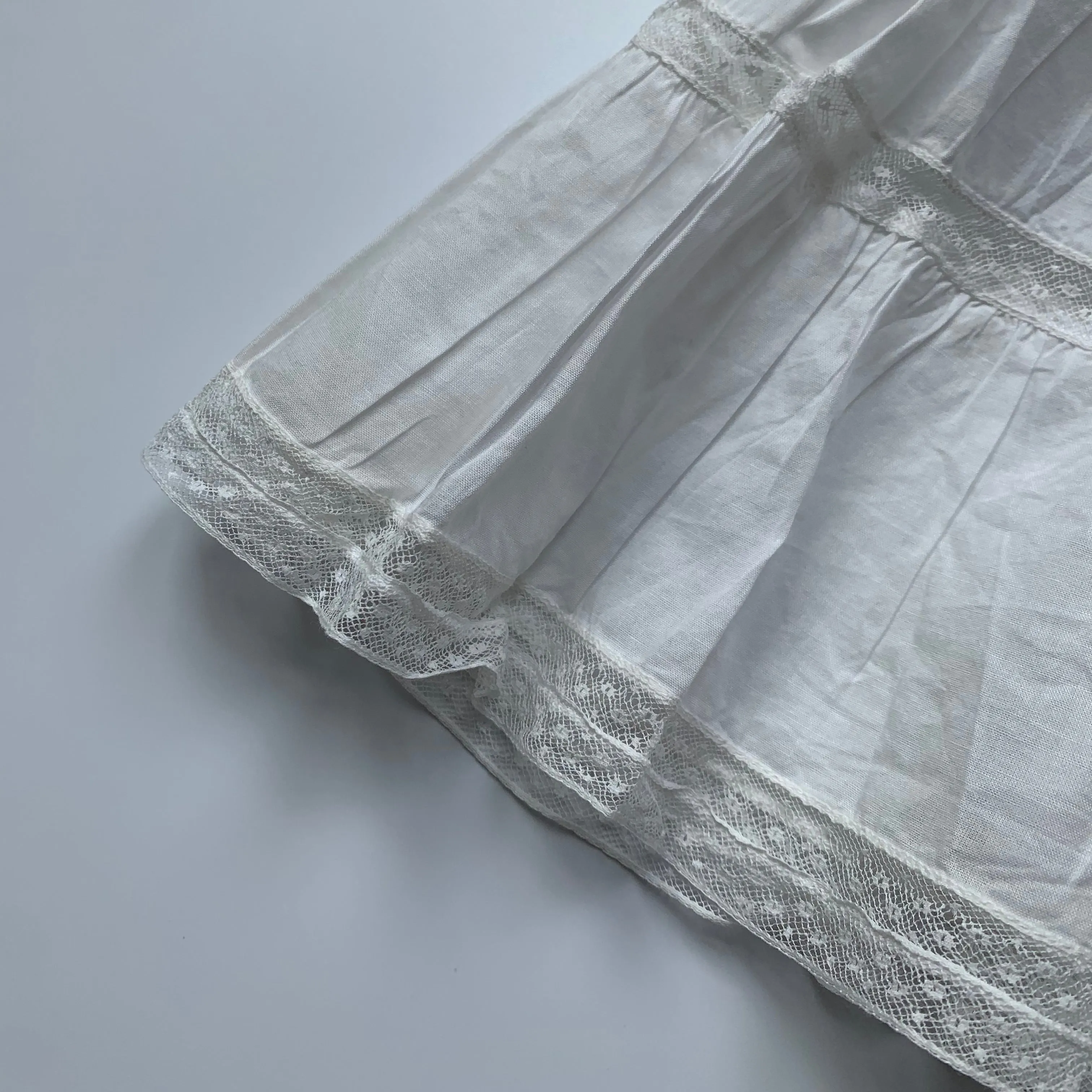 Bonpoint White Lace Trim Skirt: 4 Years