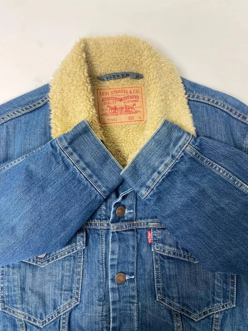 Men’s vintage Levis 71550 sherpa denim jacket – Small / Medium