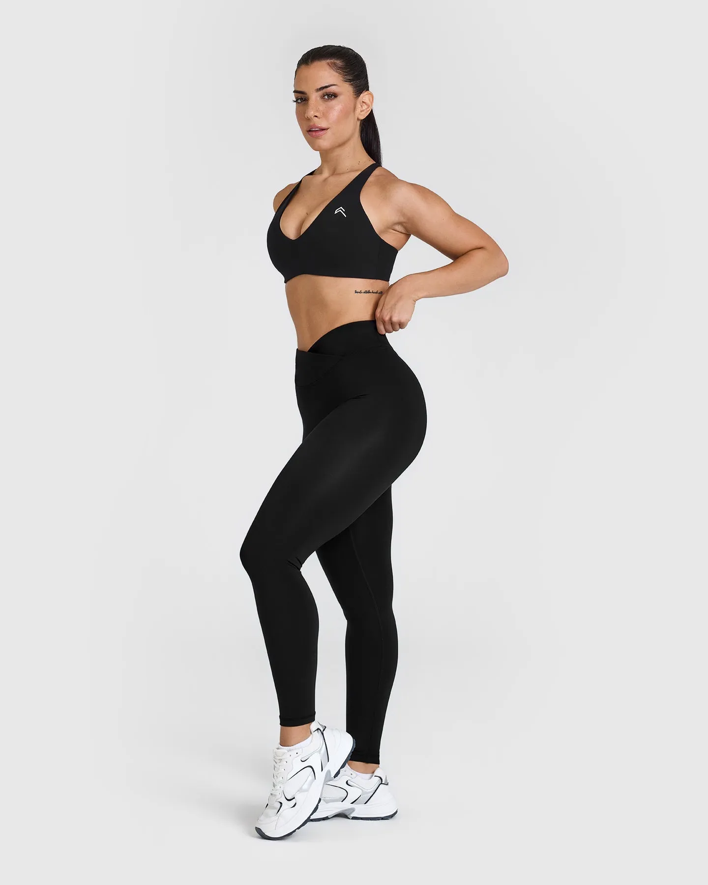 Unified Wrap Leggings White Logo | Black