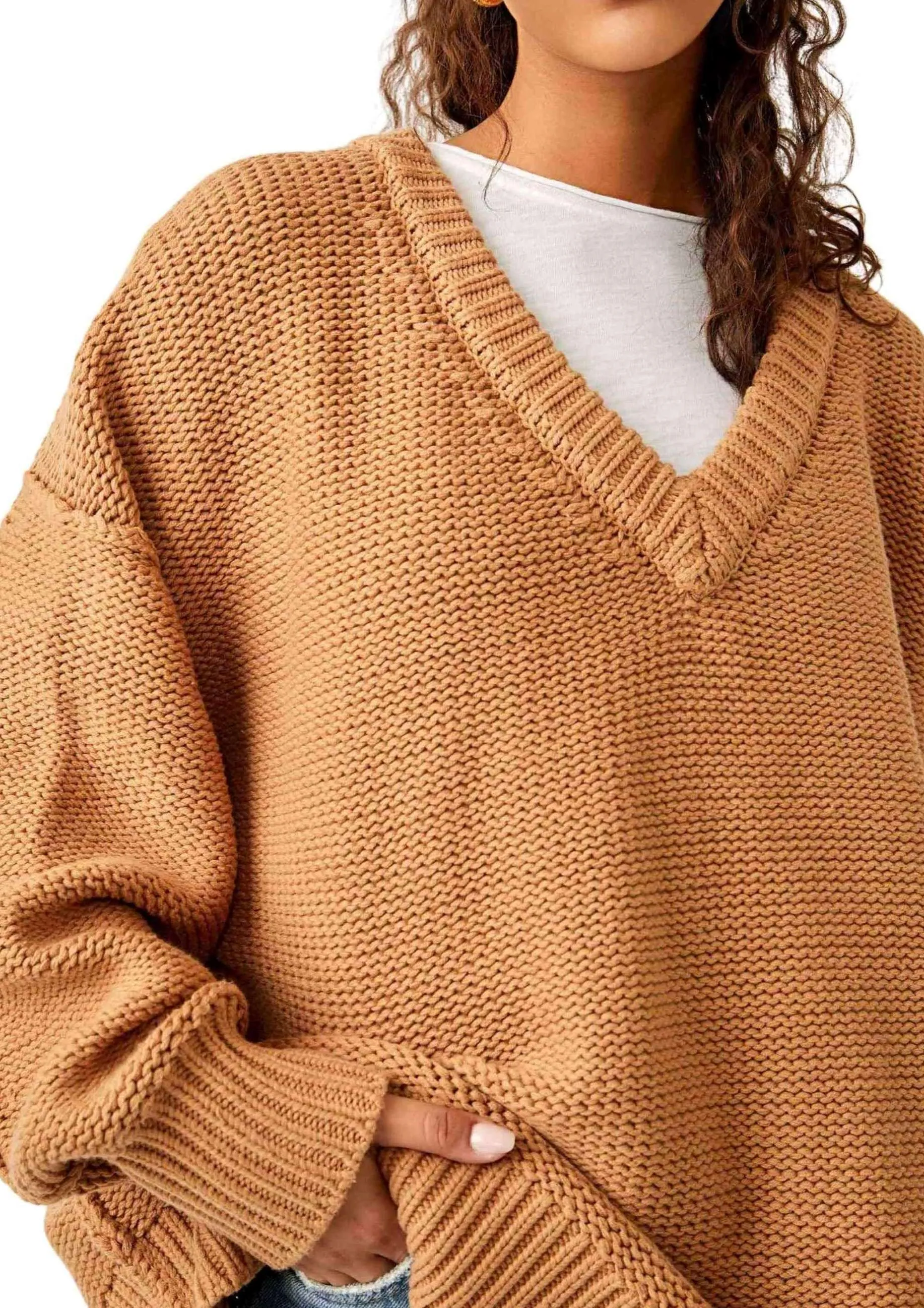 V-Neck Jumper in Camel